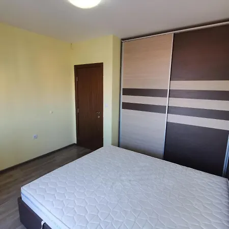Diddi 2 Bed アパート *